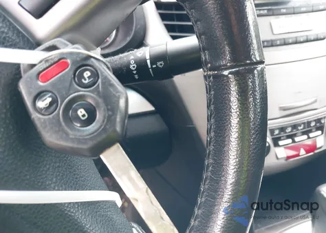 2013 Subaru Legacy 2.5I Premium из США, поврежденный, VIN 4S3BMBB63D3046677